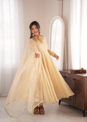 Off White Crush Work 5 Meter Flair 3-Piece Gown Set with Butterfly Net Dupatta