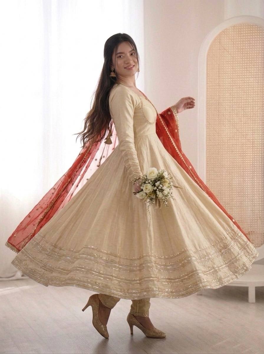 Cream Cosmos Gold Suit Set